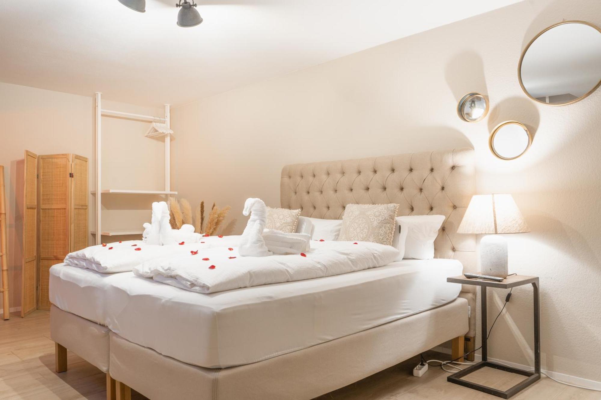 Seeblick-Oase Istayunixi Seenaehe-Sauna-Balkon-Netflix-Parkplatz 厄赫宁根 外观 照片